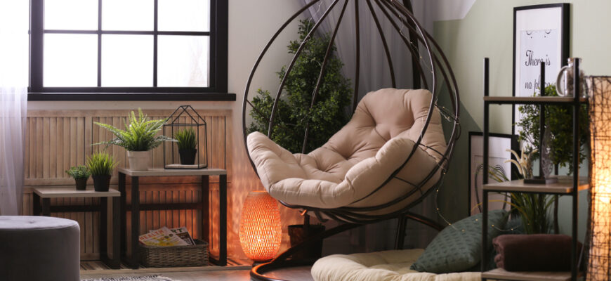 Modern,Living,Room,Interior,With,Floor,Lamp,And,Hanging,Armchair