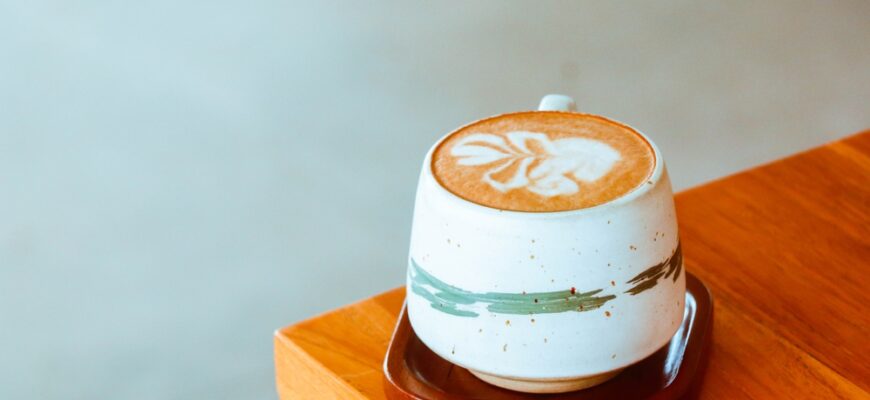 Picture,Yourself,In,A,Cozy,Cafe,,Savoring,A,Warm,Latte.enjoy